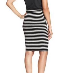 Vince Camuto Black and Gray Stretchy Striped Pencil Skirt New Size Small